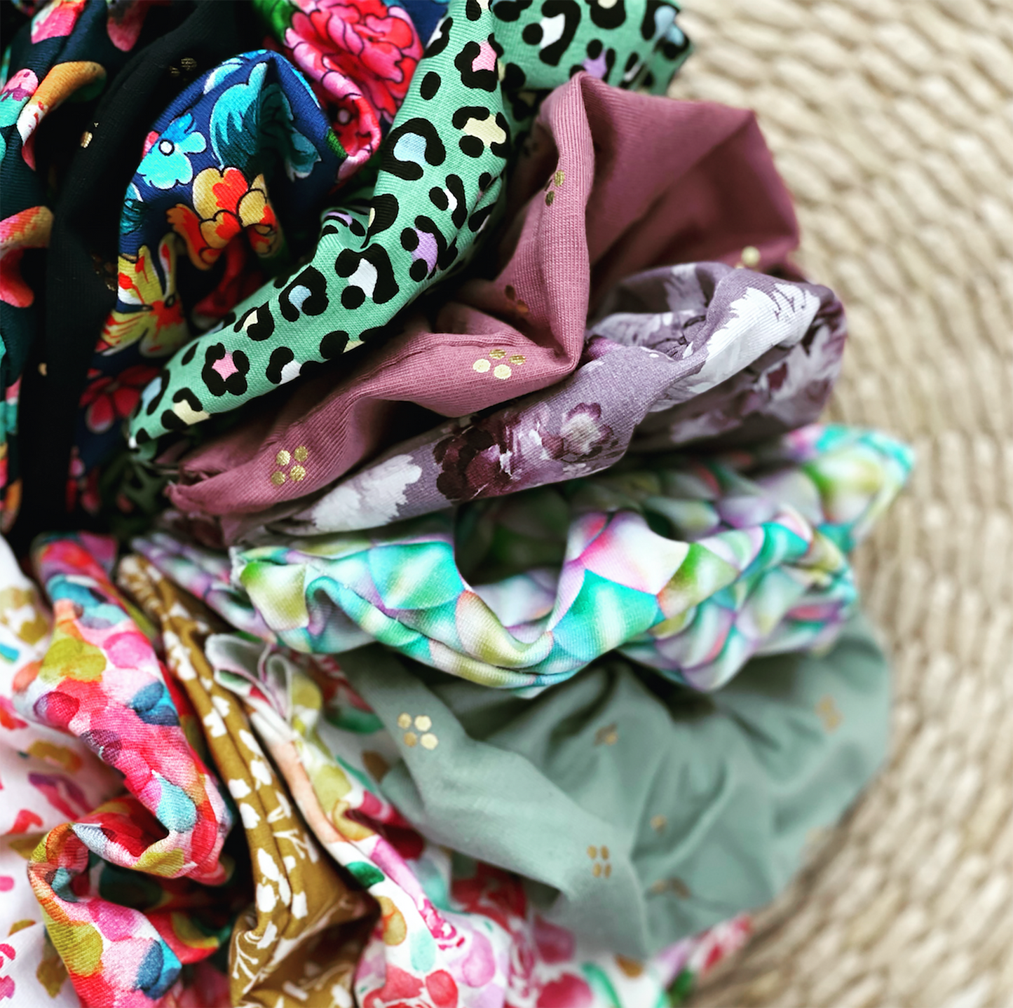 Scrunchie - Confetti Drops